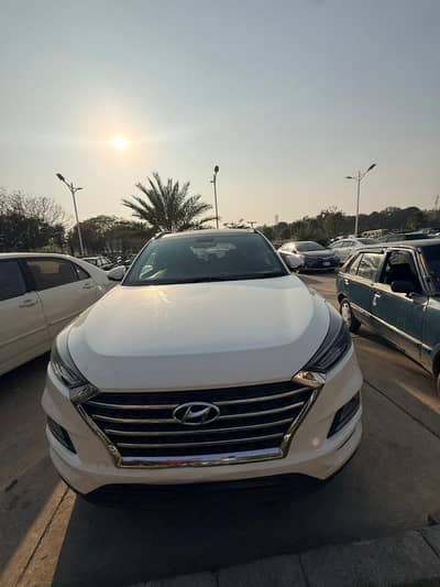 Hyundai Tucson Fwd GLS Sports total genuine