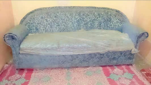 piyala type sofa just look like a new condition