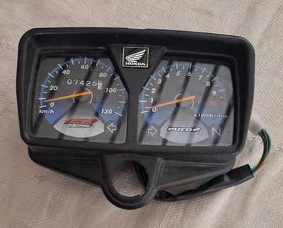 Atlas honda CG 125 speedometer. used. 10/10.7425 KM mileage.