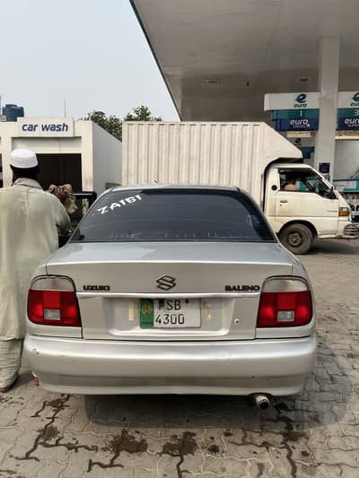 Suzuki baleno 2003