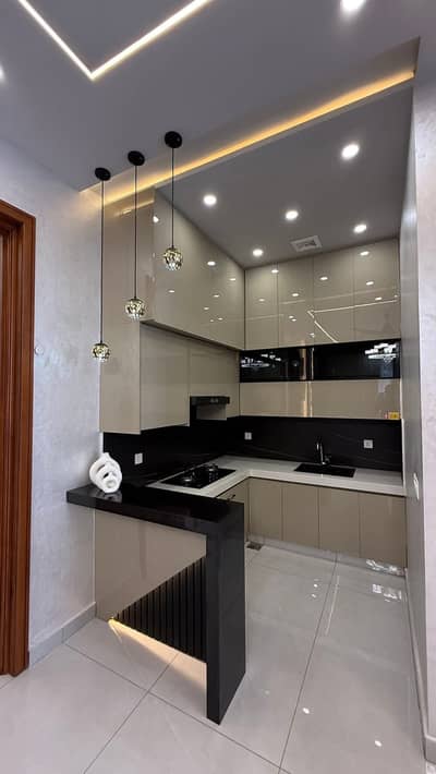 10 Marla Semi Furnished Double Highted Lobby Bharia Town Lahore