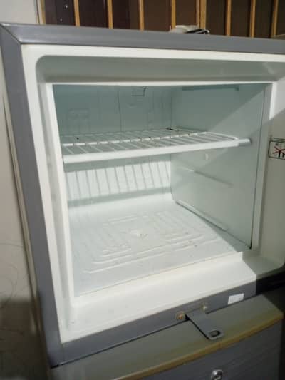 Dawlance fridge