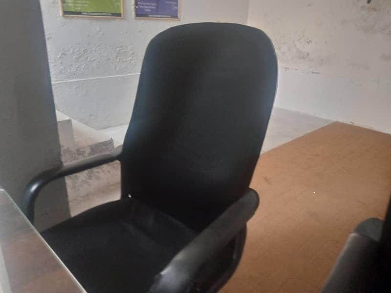 Computer table selling 0