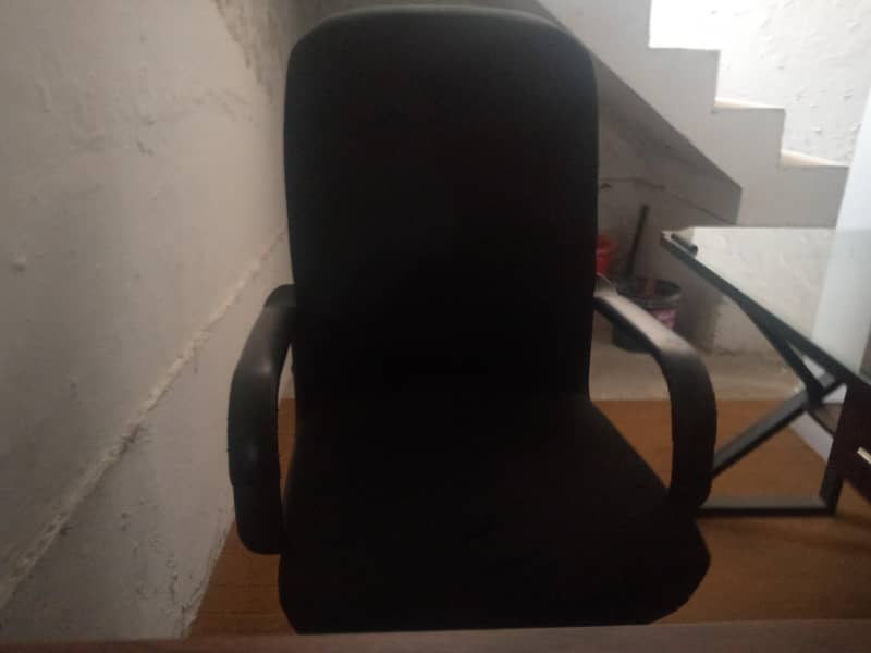 Computer table selling 1