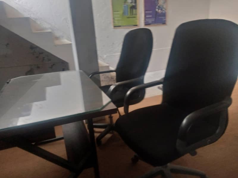 Computer table selling 2