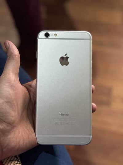 iPhone 6plus better than tecno infinix redme