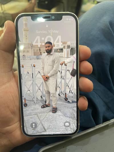 I phone 12