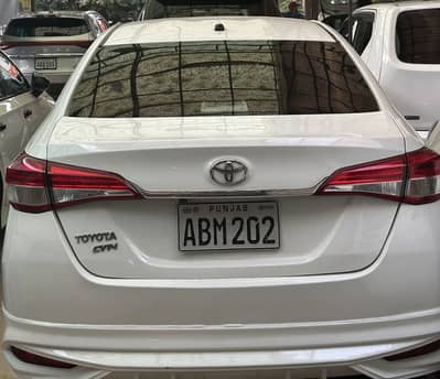Yaris 1.3 2021 Auto