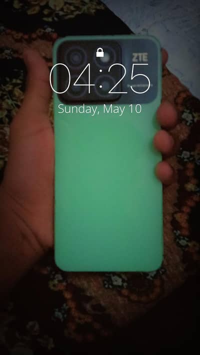 ya Mobil sirf panal damig ha Baki Mobil all ok set ha  WhatsApp number