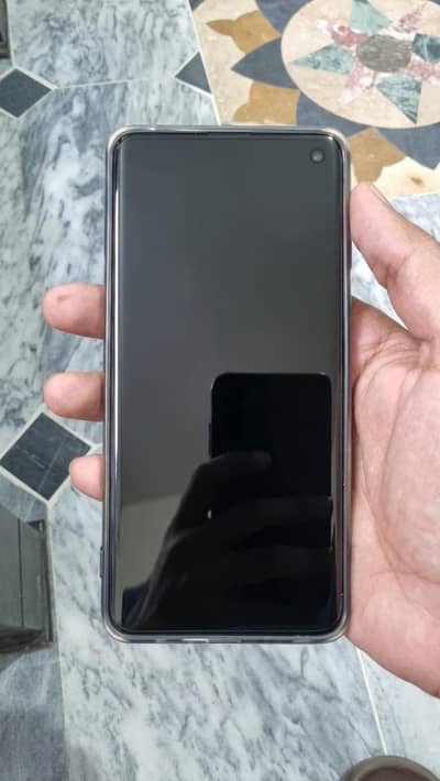 Samsung s10 Android 16