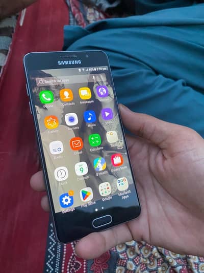 Samsung Galaxy all ok best for hotspot camera outclass