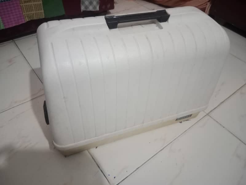singer sewing machine 0