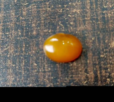 zard Aqeeq stone 8 carat