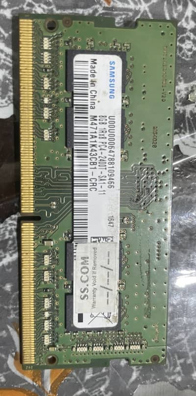 RAM (8 + 8) Samsung and HKHynix