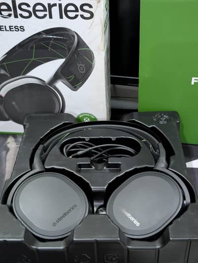 SteelSeries Arctis 7X wired Gaming Headset for Sale 