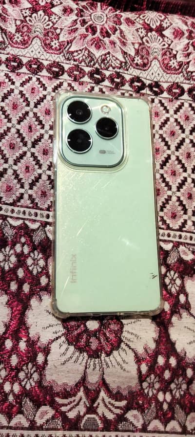 INFINIX HOT 40 FOR SALE
