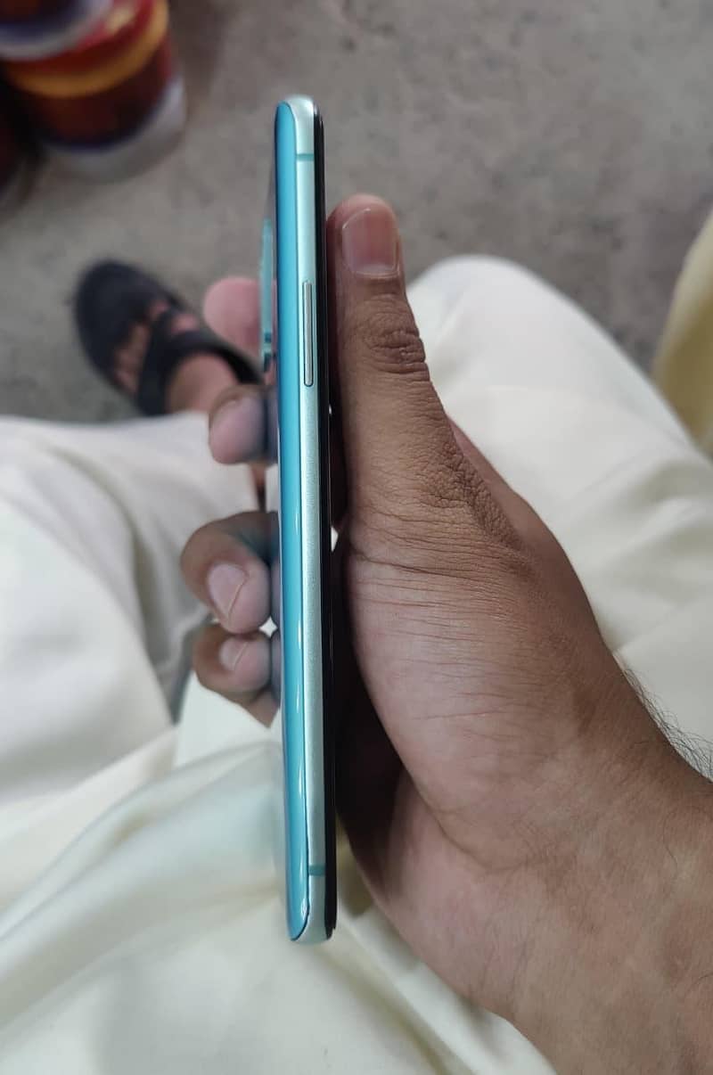 OnePlus 8t 5