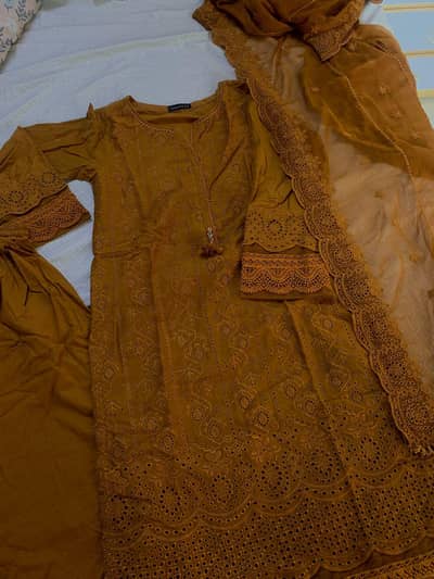 good condition dress