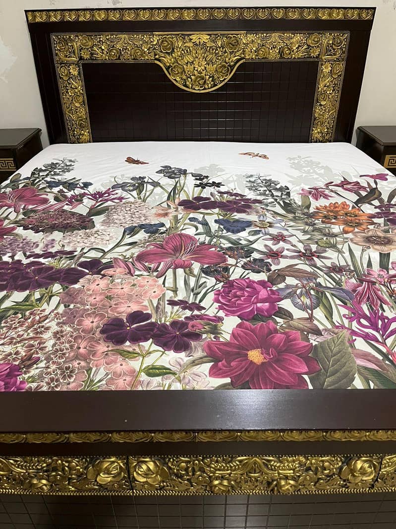 Bed with Dressing Table 2
