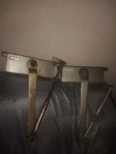 Rs2200 khass  door closer