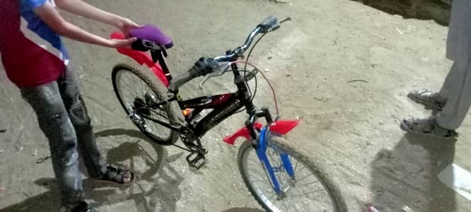 gear wali cycle hai karai wali cycle ki tarah hai 13000 OLX chat per