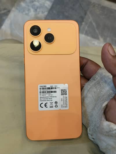 Tecno sperk 40 6gb 128gb
