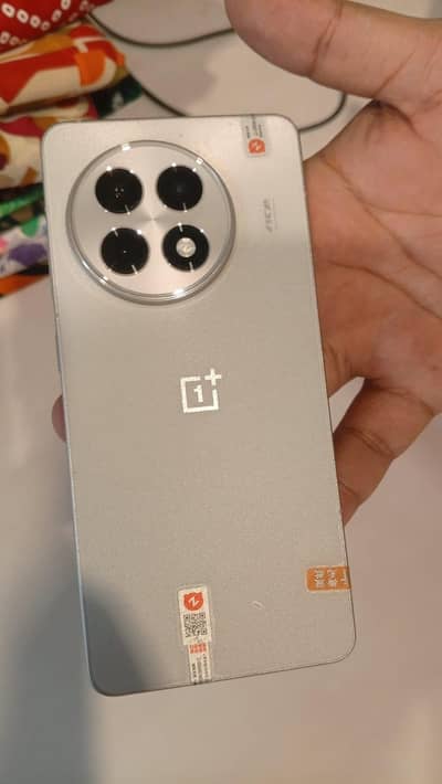 one plus 13r ace 5