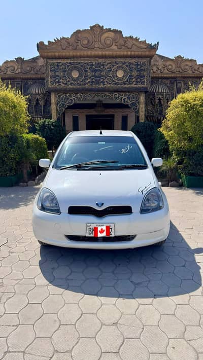 Toyota vitz 2000