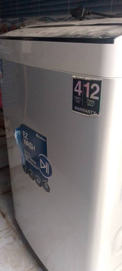 Only used for few times. New condition.
