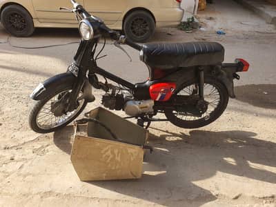 Honda 50/70 Cup scooty for laydyis