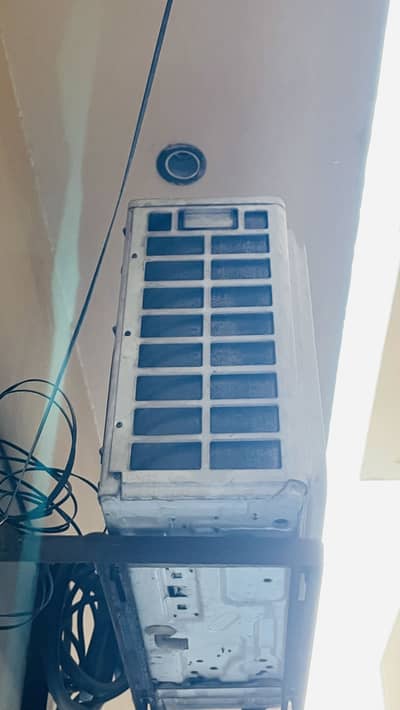 Haier AC In Good Condition (READ ADD)