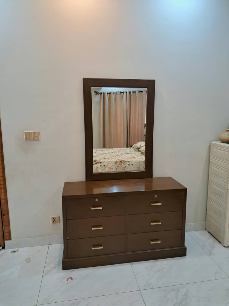 bed set with dressing table 1