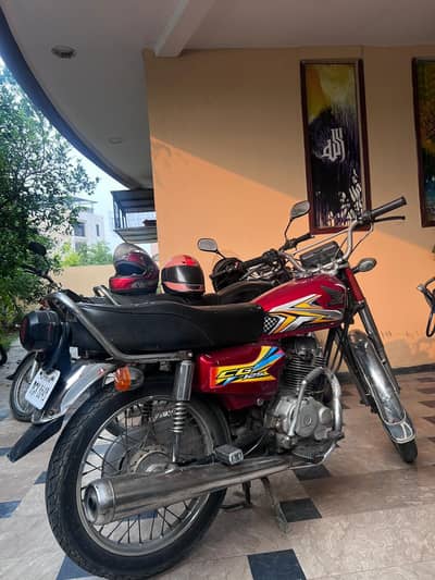 Honda CG 125 2011 For Urgent Sale