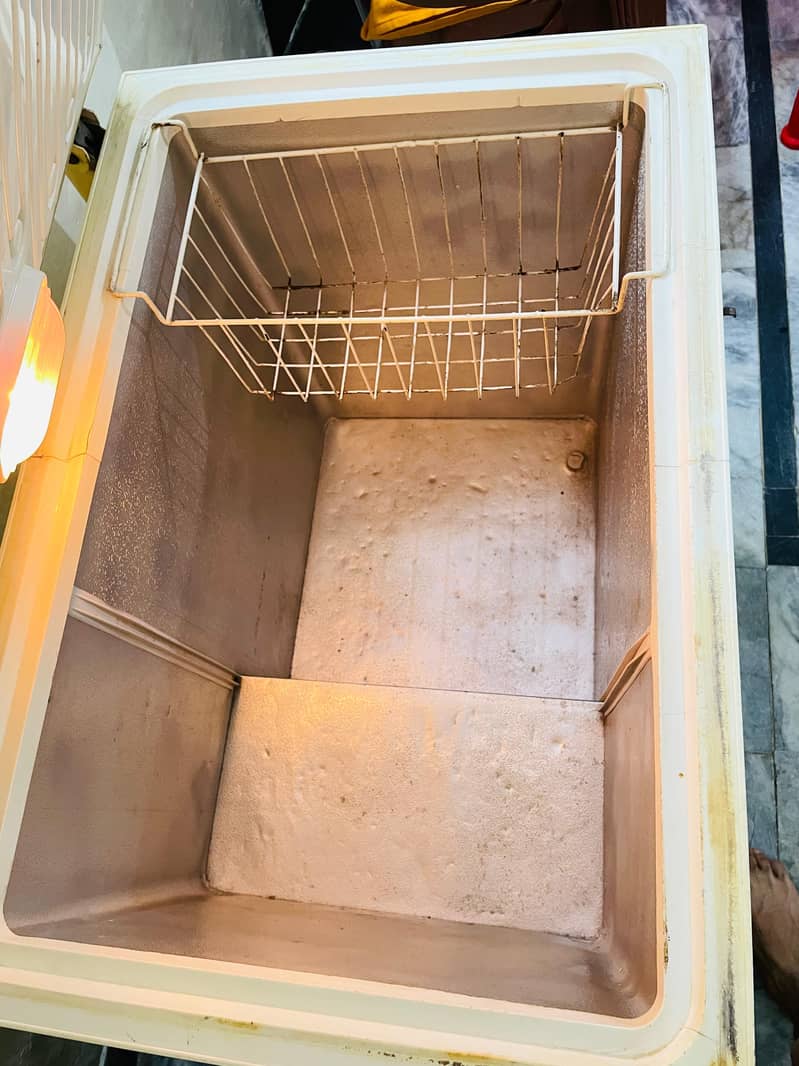 waves deep freezer 3