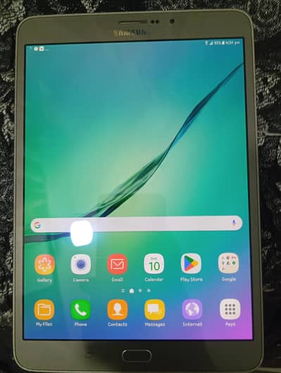 Samsung tab bohat hi slim smart ha bohat Kamal ki device ha