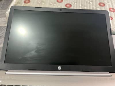 HP 255 G7 Ryzen 5 | 16GB RAM | 256GB SSD | DVD | Vega 8