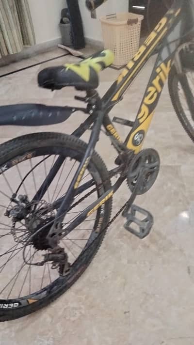 24" 7 and 3 gear Gerik Bicycle for sale