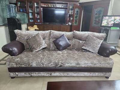 2 and 3 seater sofa set
