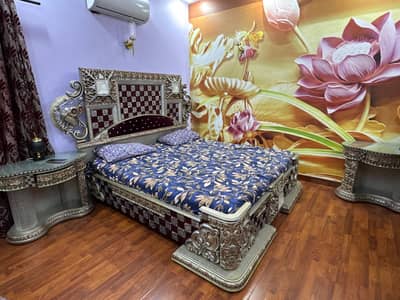 luxury king size bed etc