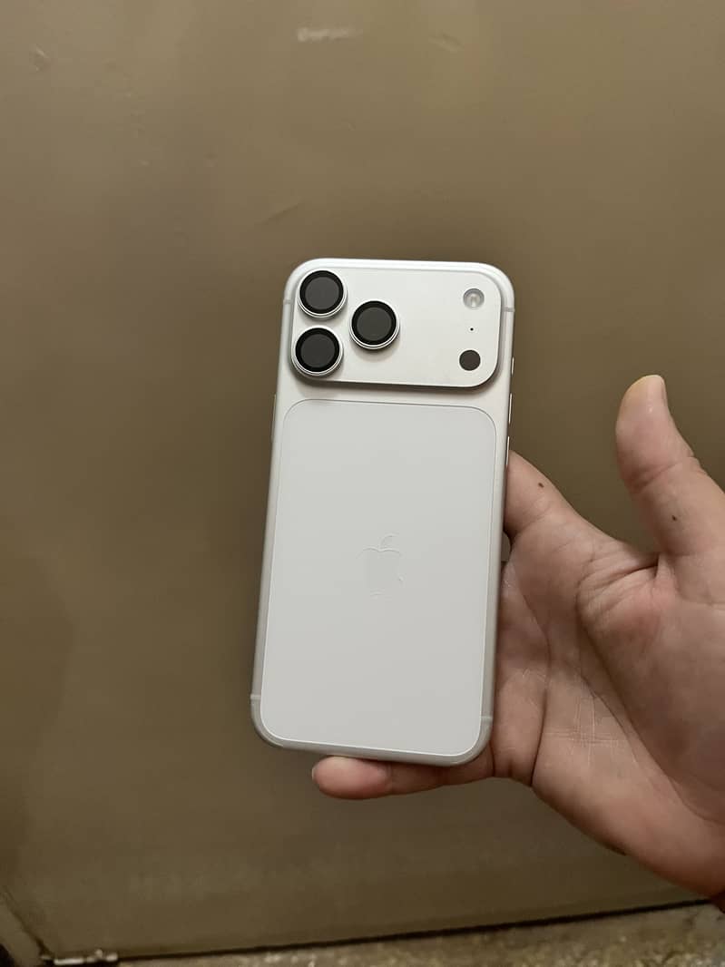 Iphone 17 pro max 0