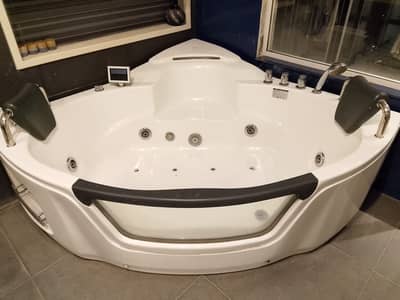 Electronic tub