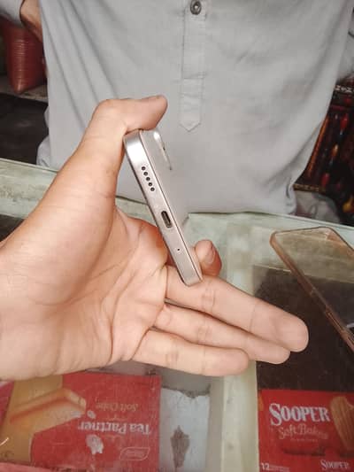 vivo y31d only 15 days used . 03257576877