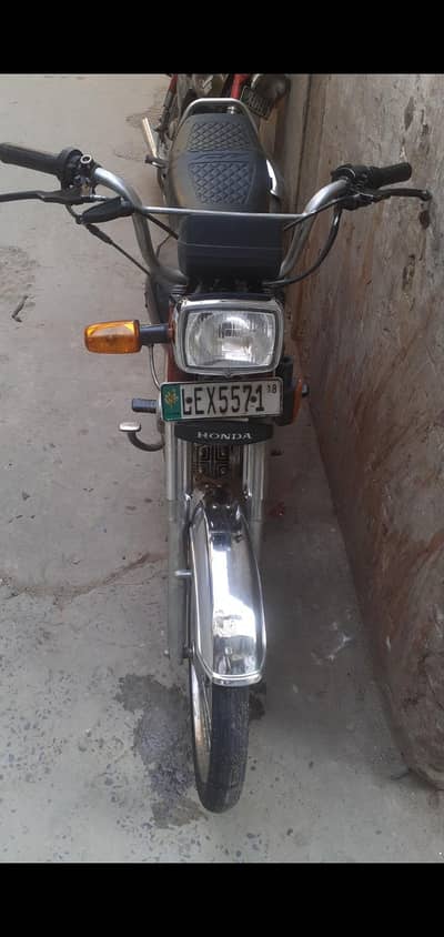 cayssi totì thi 1 sal phly tab say weldn hy. biki ok hy03084390961