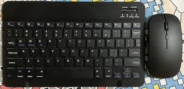 Wireless Keyboard (Rechargeable) and Mouse - New