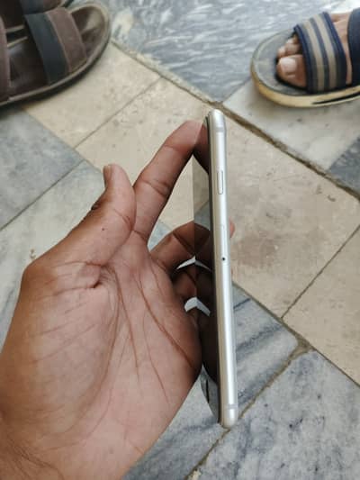 Apple iPhone 8