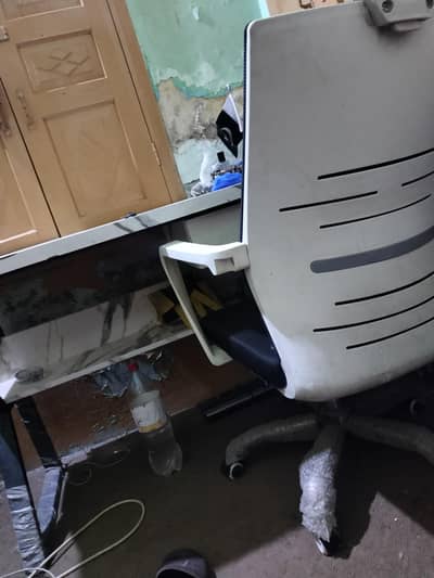 stylish table with comfortable Gaming chair