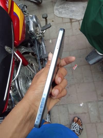 infinix note 30 iska practical Tuta hai
