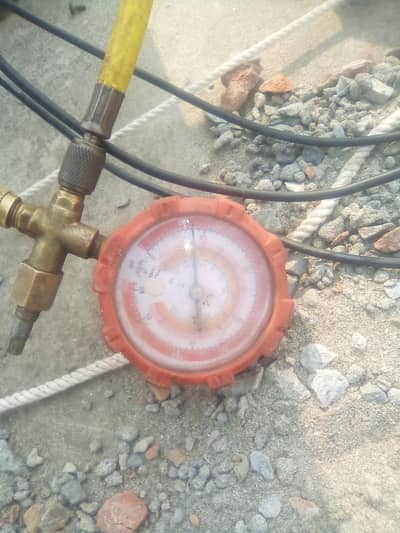 Ac and electrician 03700600411