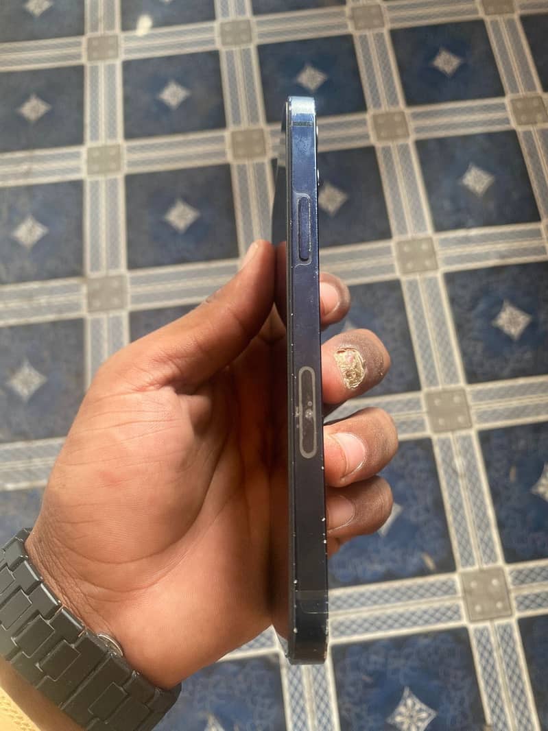 iPhone 2