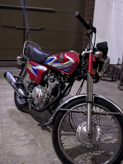 Honda CG-125 | 2022 | Low Mileage | Fresh Condition | Genuine Parts